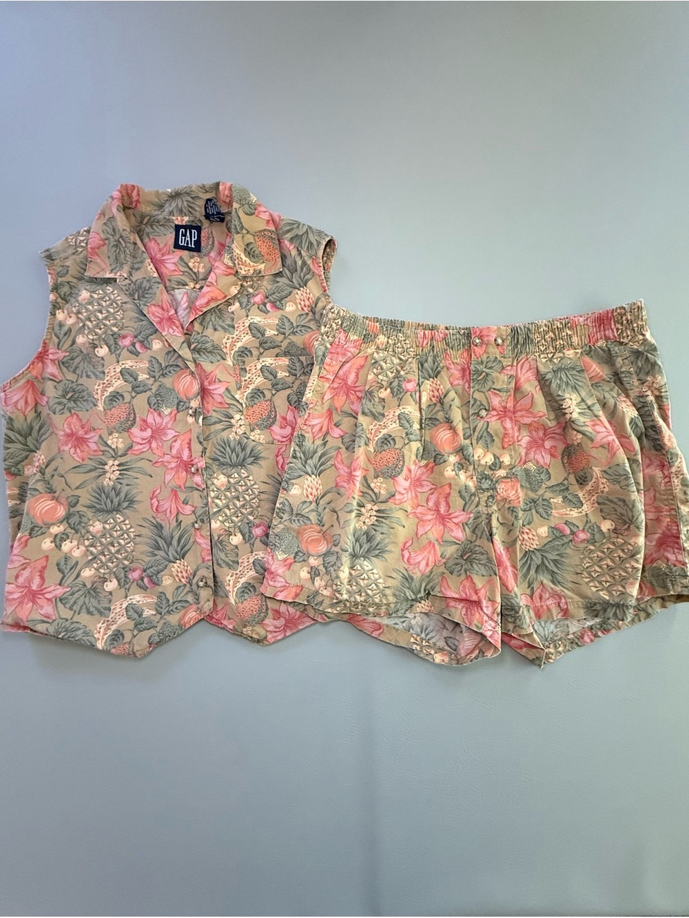 Vintage 90s GAP Women's Set Floral Print Sleeveless Top & Shorts Small Medium